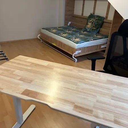 Apartment Handwerkerzimmer *